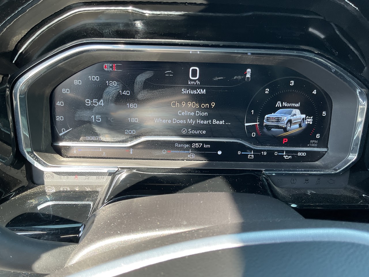 2024 GMC Sierra — photo 24 of 32