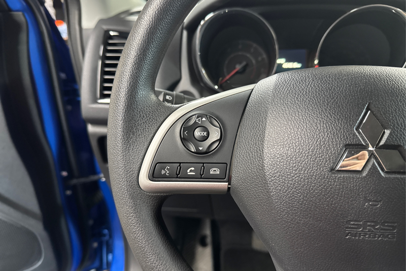 2026 Mitsubishi RVR — photo 27 of 32