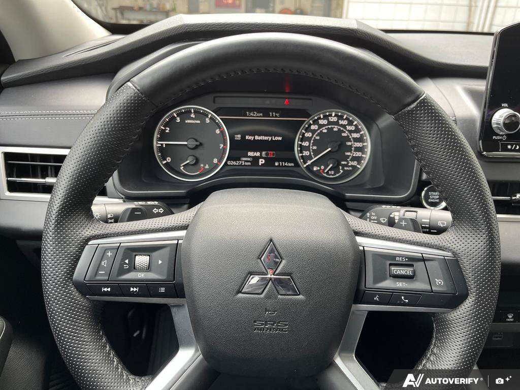 2024 Mitsubishi Outlander — photo 19 de 30