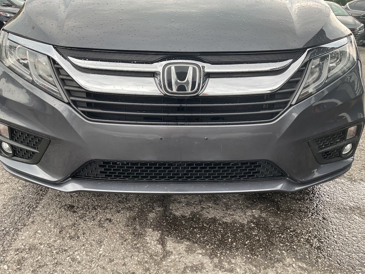 2018 Honda Odyssey — photo 18 of 34