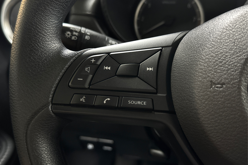 2025 Nissan Versa — photo 25 de 31