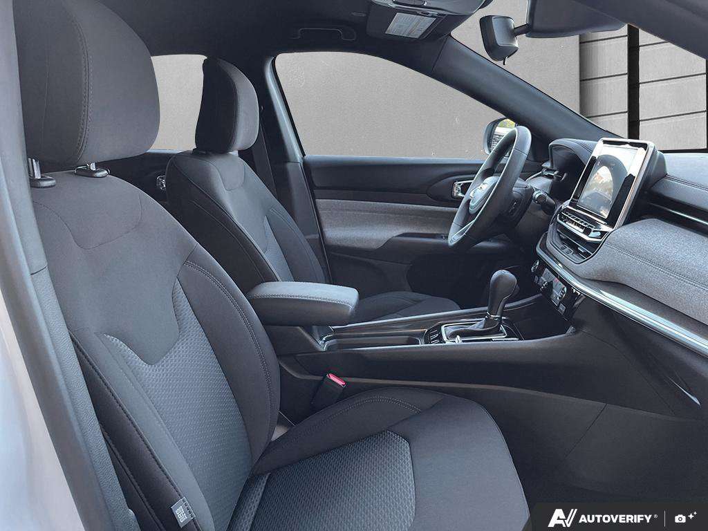 2026 Jeep Compass — photo 22 de 25