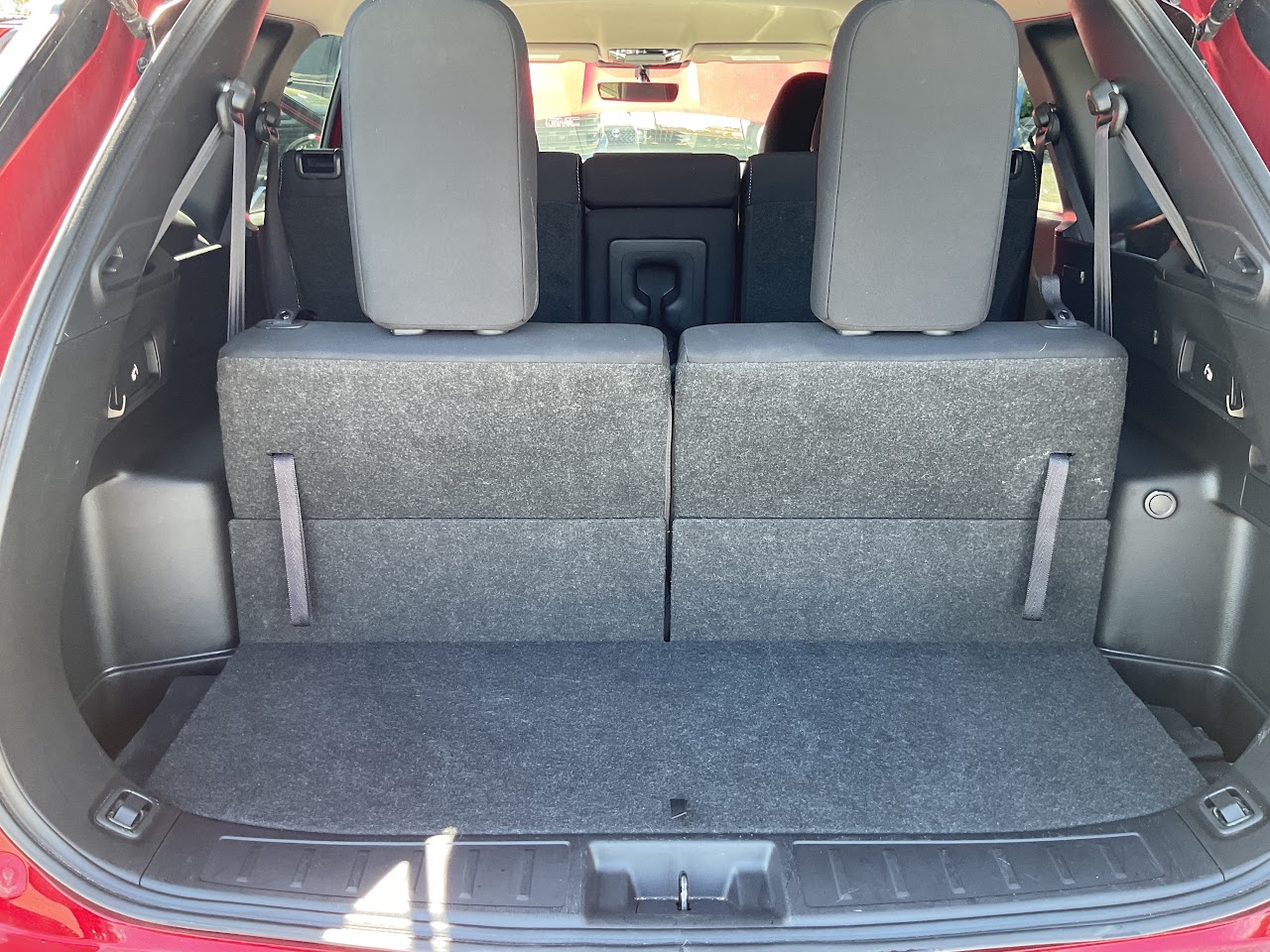 2025 Mitsubishi Outlander — photo 33 of 33