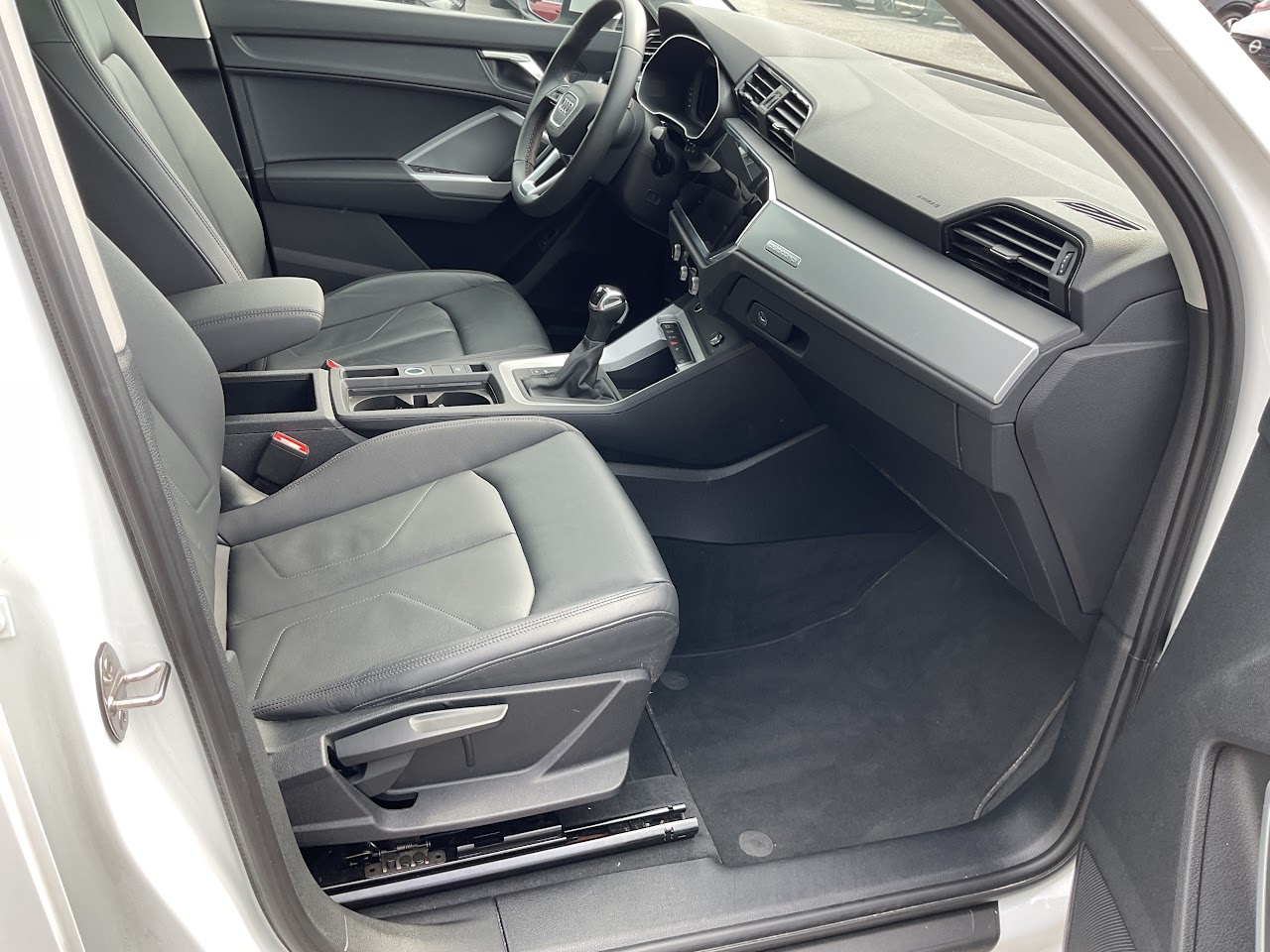 2025 Audi Q3 — photo 21 de 34