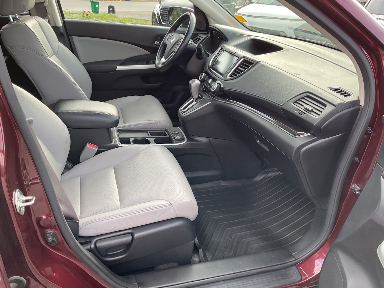 2015 Honda CR-V — photo 21 of 33