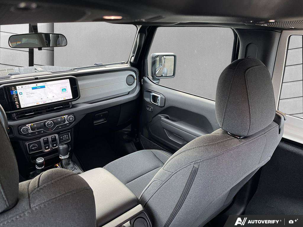 2026 Jeep Wrangler — photo 24 de 24