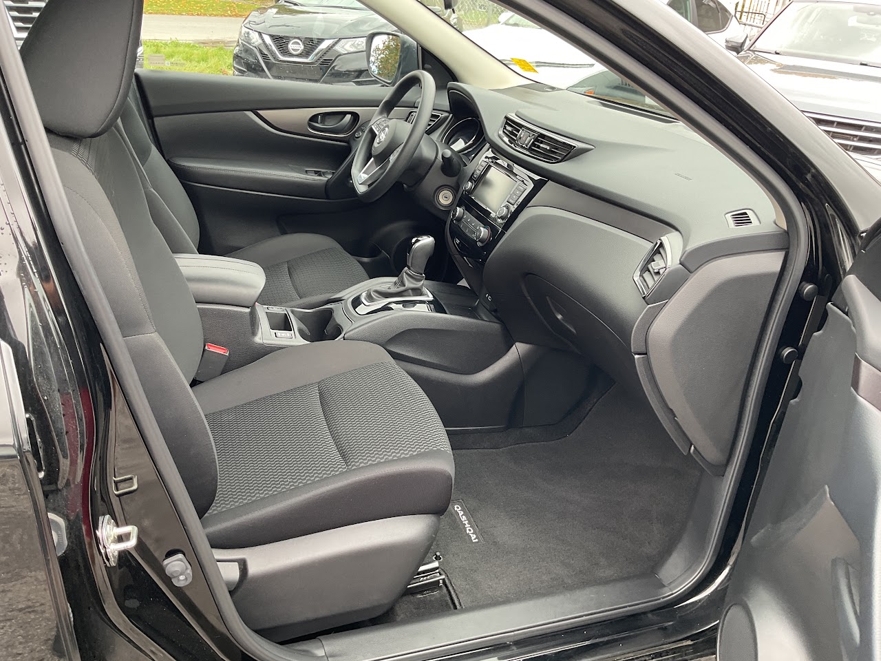 2023 Nissan Qashqai — photo 16 of 33