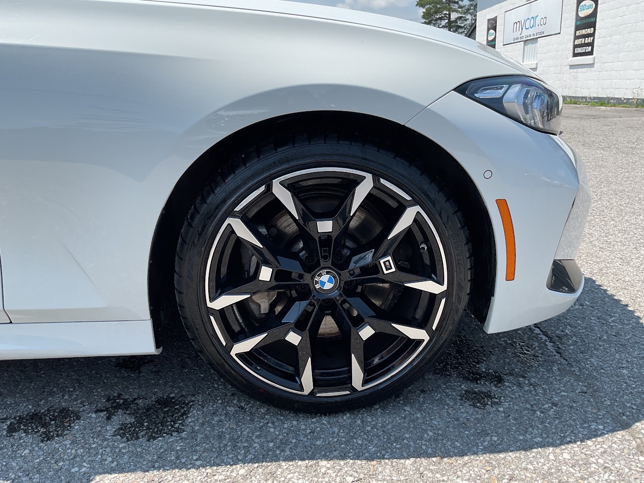 2025 BMW 3 Series — photo 12 de 34
