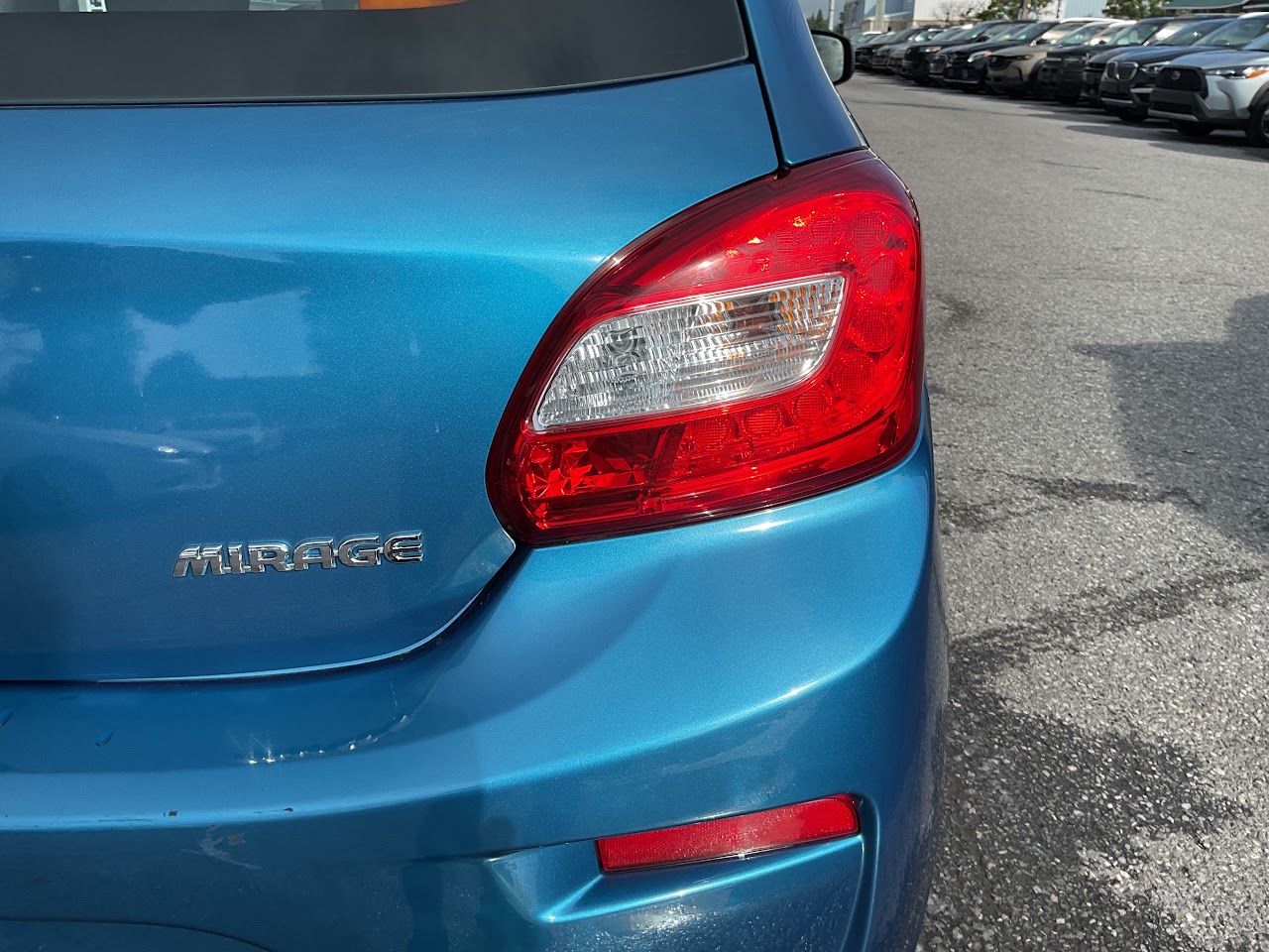 2018 Mitsubishi Mirage — photo 17 of 34
