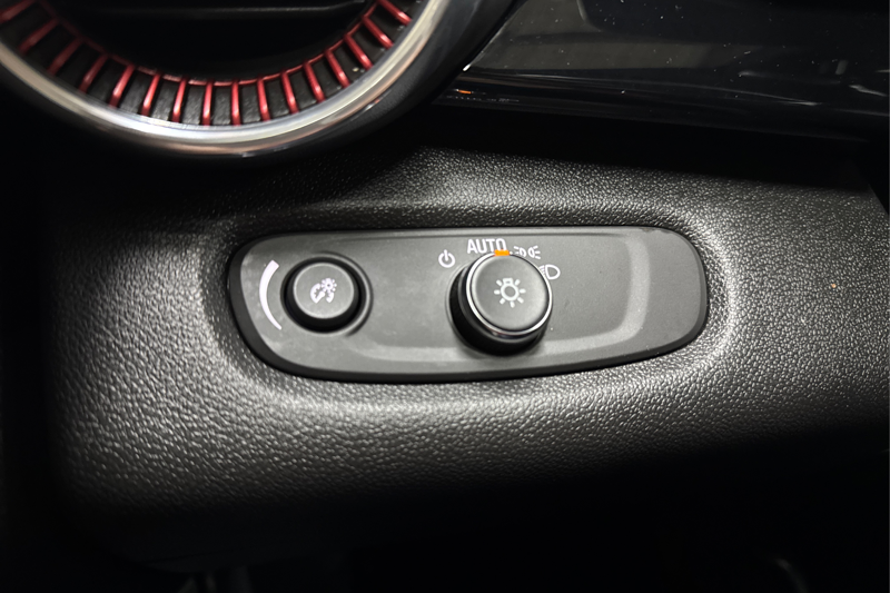 2025 Chevrolet Trax — photo 14 de 32