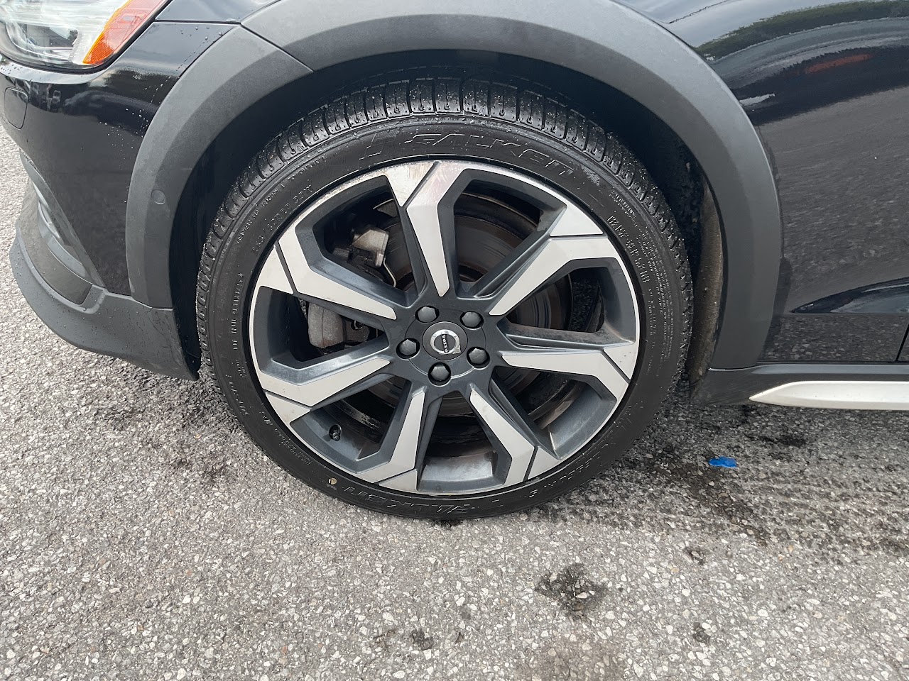2024 Volvo V60 Cross Country — photo 10 de 34