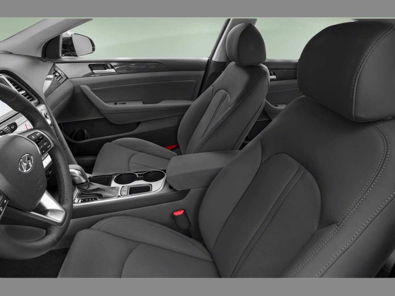 2018 Hyundai Sonata — photo 7 of 12