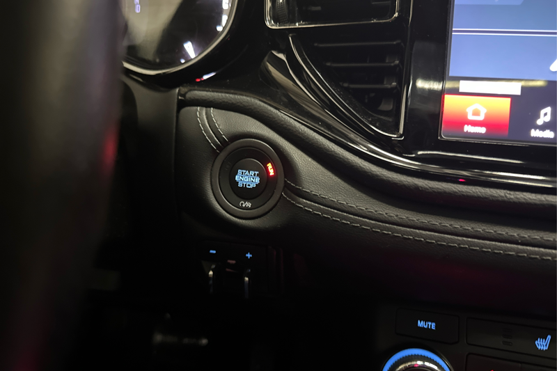 2022 Dodge Durango — photo 21 of 26