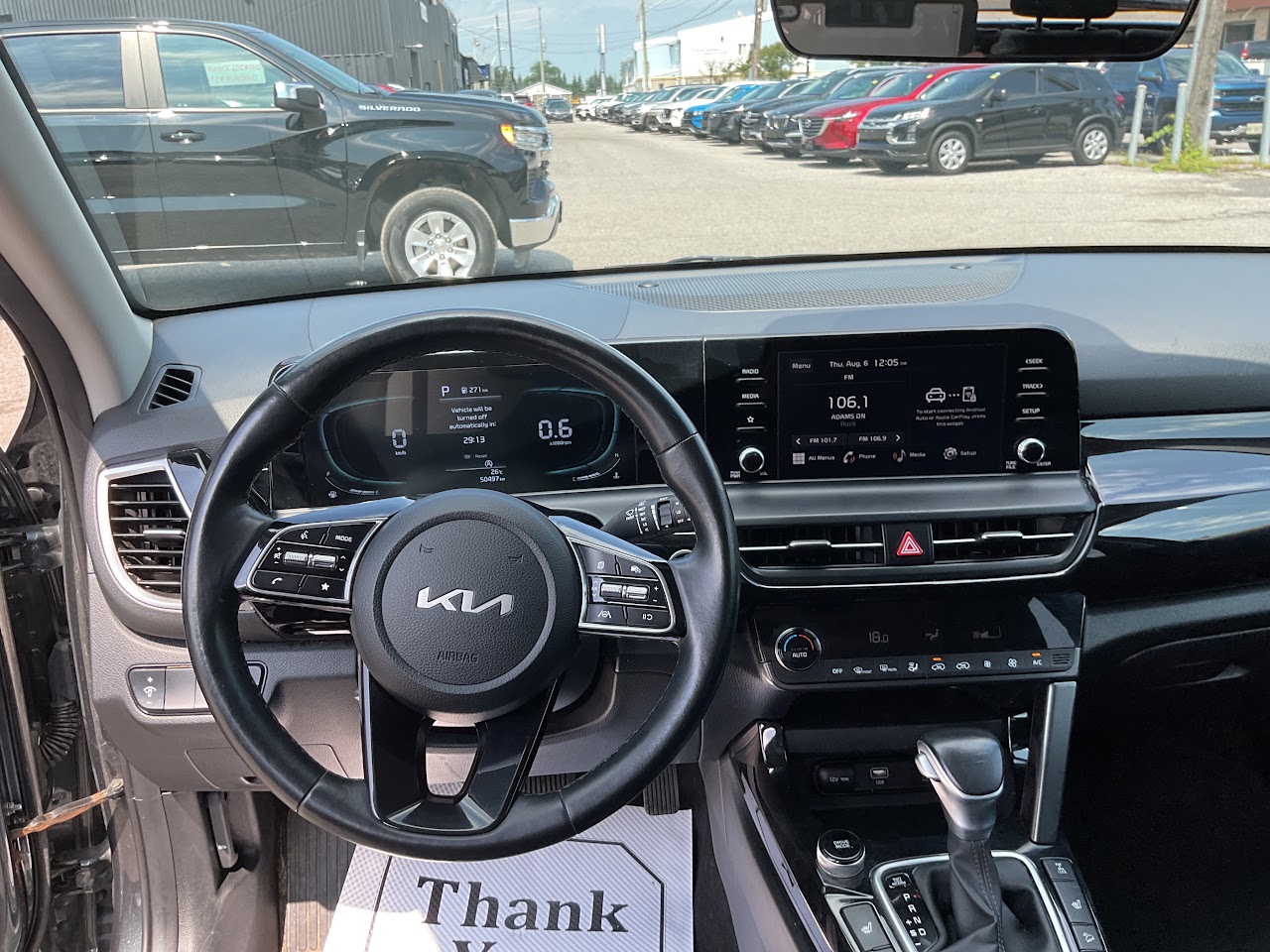 2025 Kia Seltos — photo 23 of 34