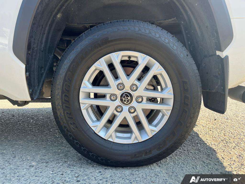 2024 Toyota Tundra — photo 6 of 25