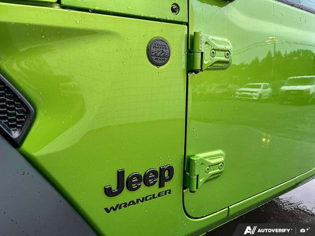 2025 Jeep Wrangler — photo 9 of 25