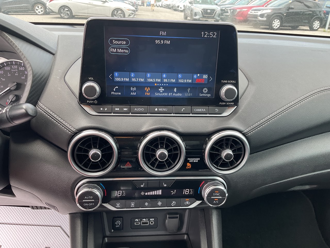 2024 Nissan Sentra — photo 27 of 31