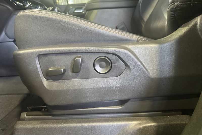 2025 GMC Sierra 1500 — photo 32 of 35