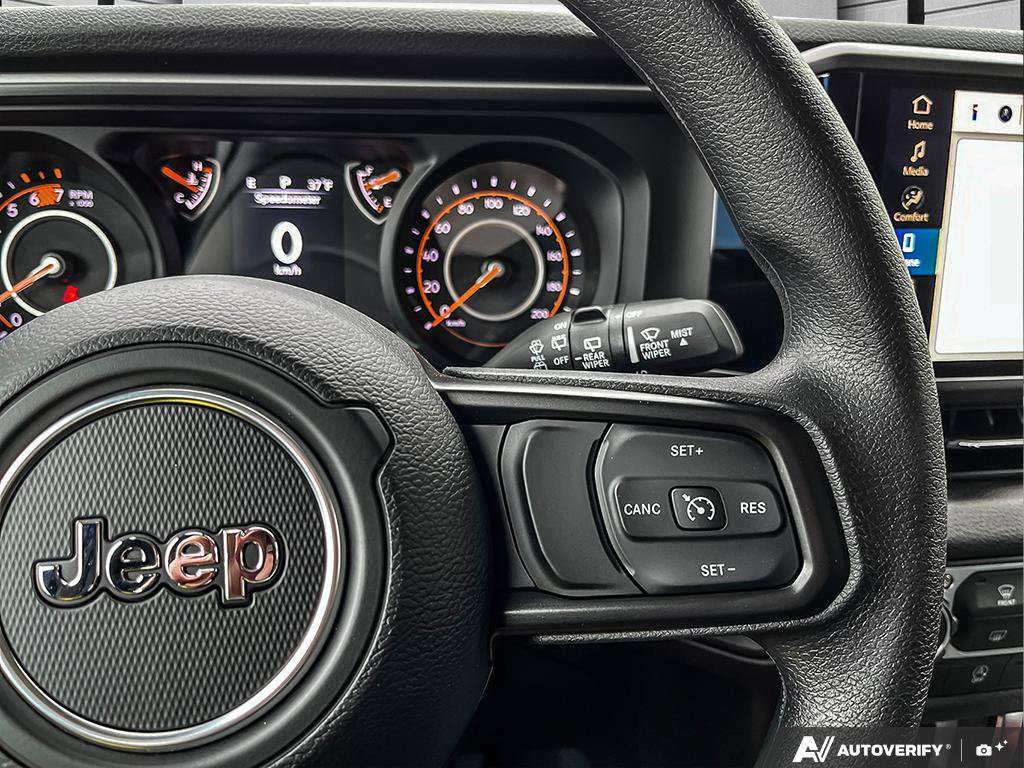 2026 Jeep Wrangler — photo 15 de 24
