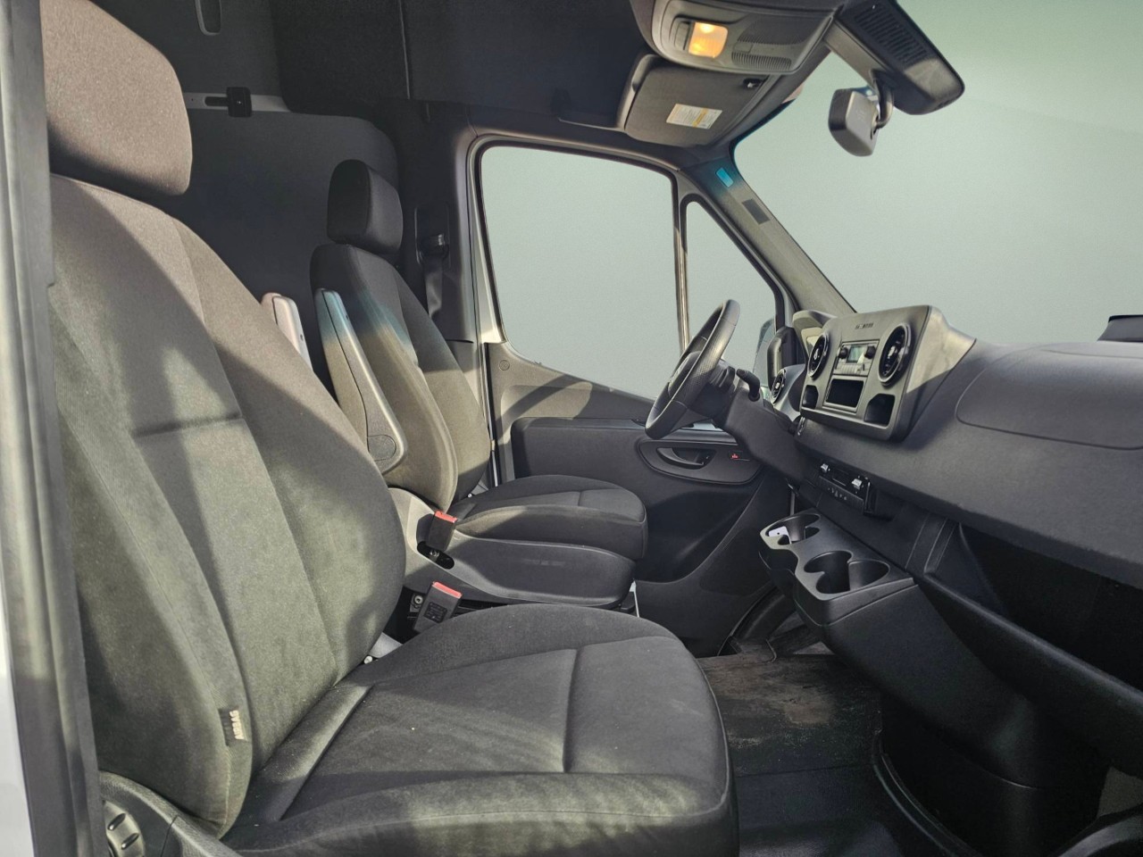 2025 Mercedes-Benz Sprinter Cargo Van — photo 18 of 18