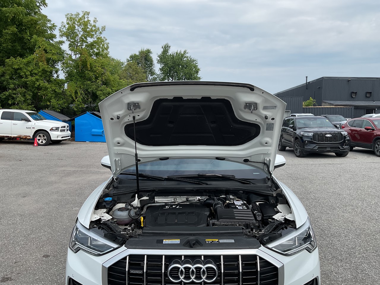2025 Audi Q3 — photo 22 of 34