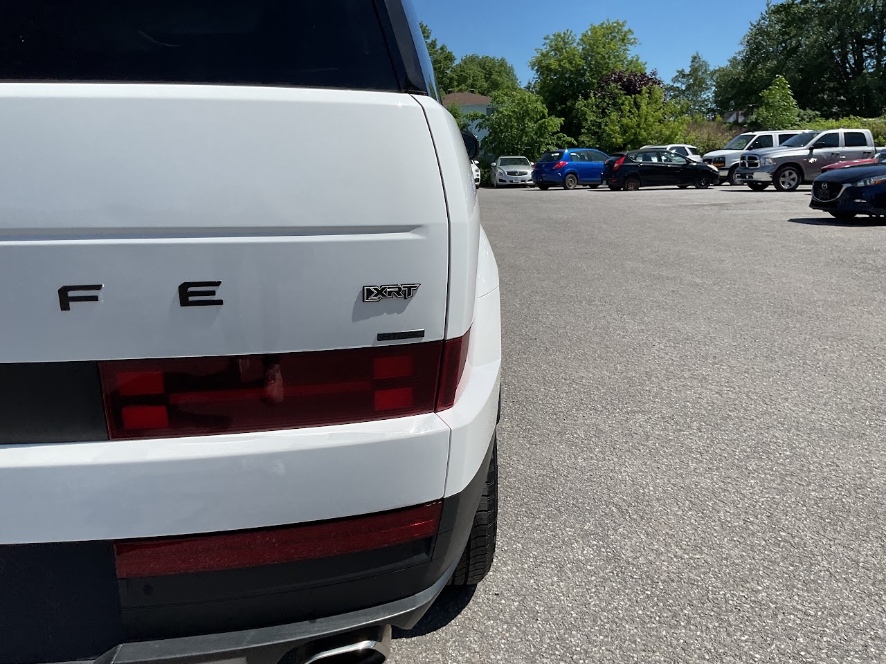 2025 Hyundai Santa Fe — photo 17 of 34