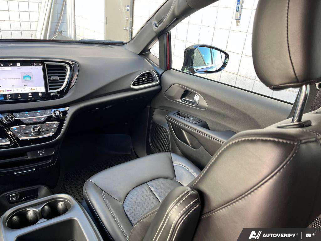 2026 Chrysler Grand Caravan — photo 25 of 25