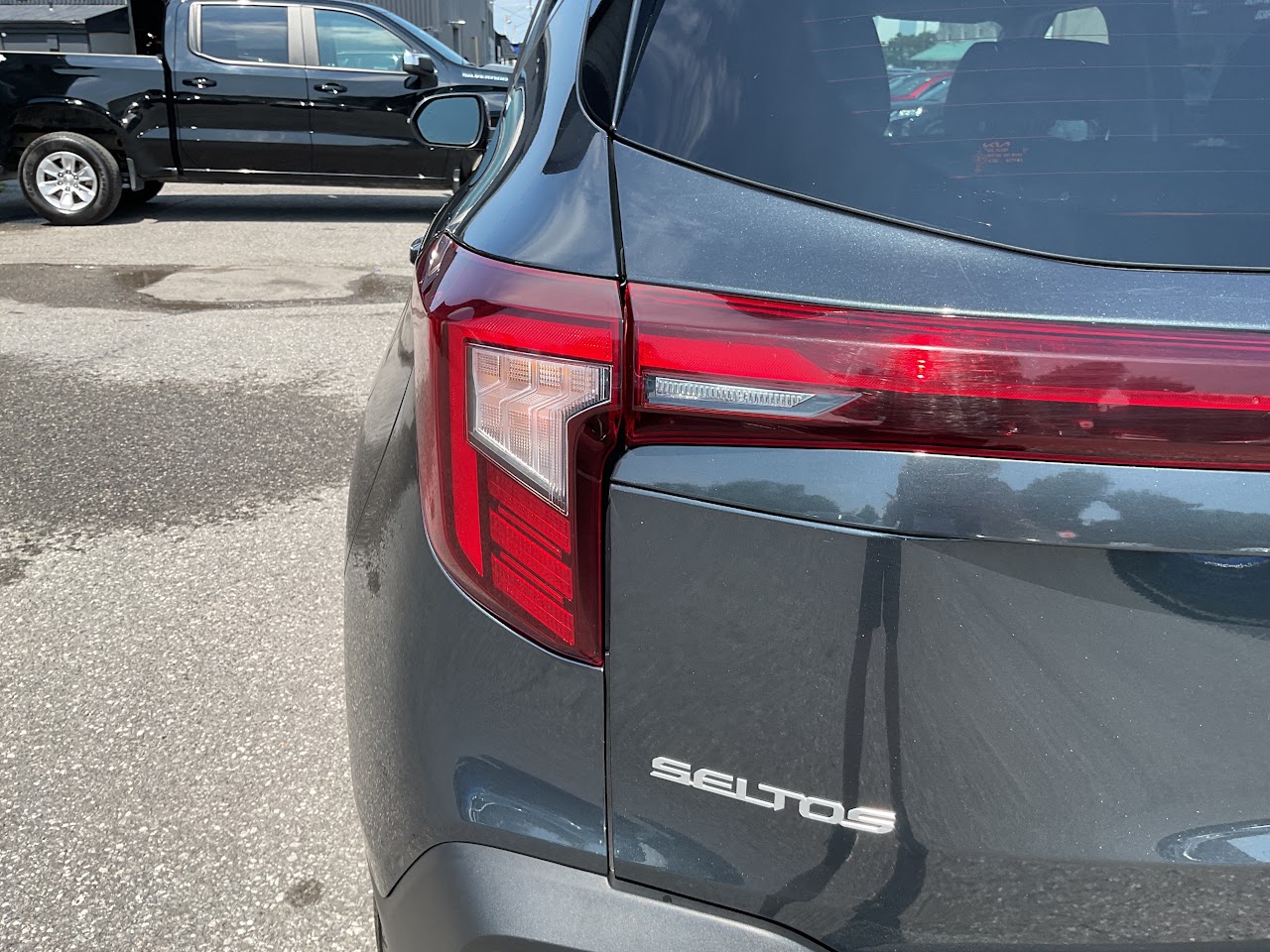 2025 Kia Seltos — photo 16 of 34