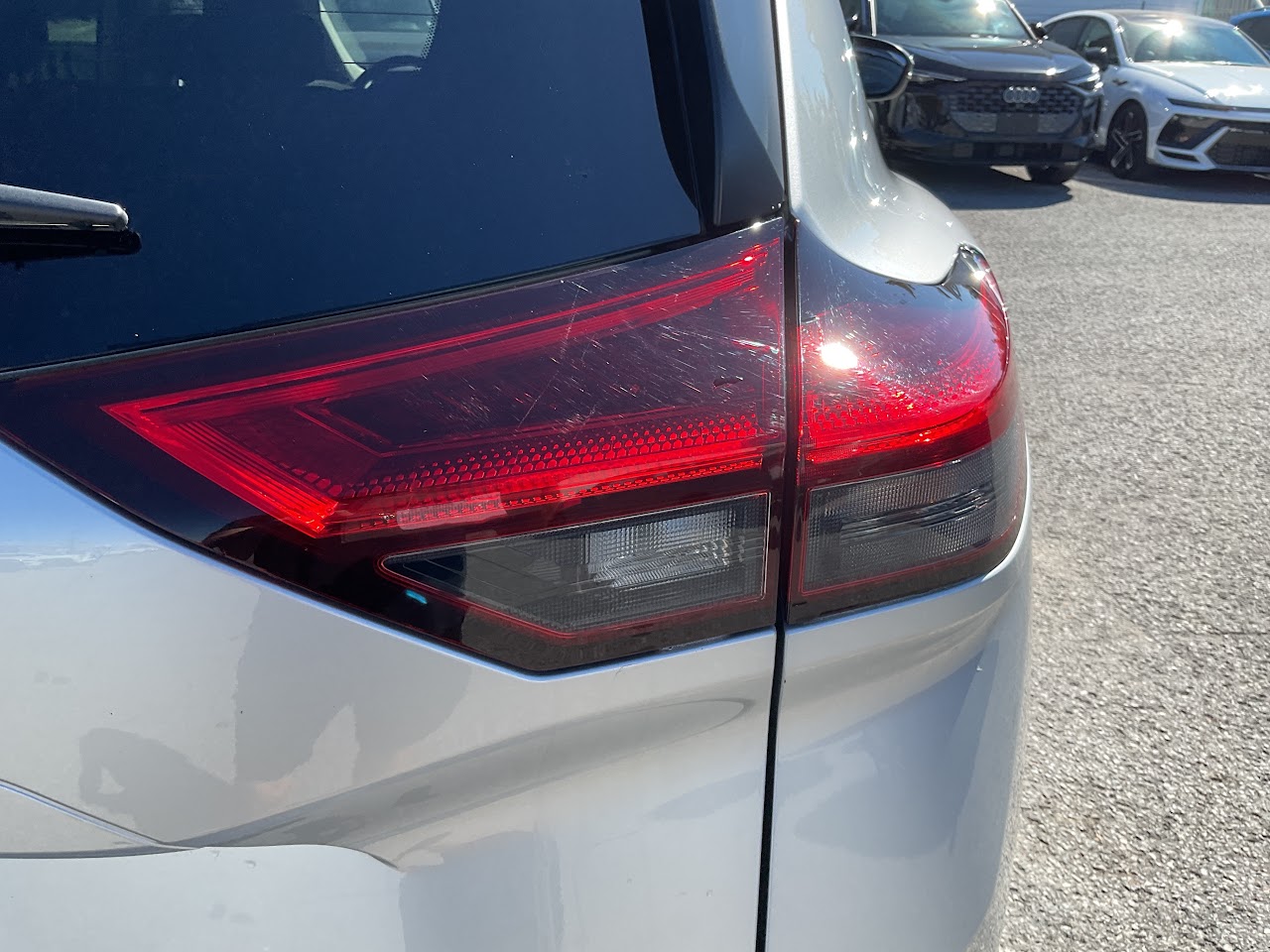2025 Nissan Rogue — photo 21 de 34