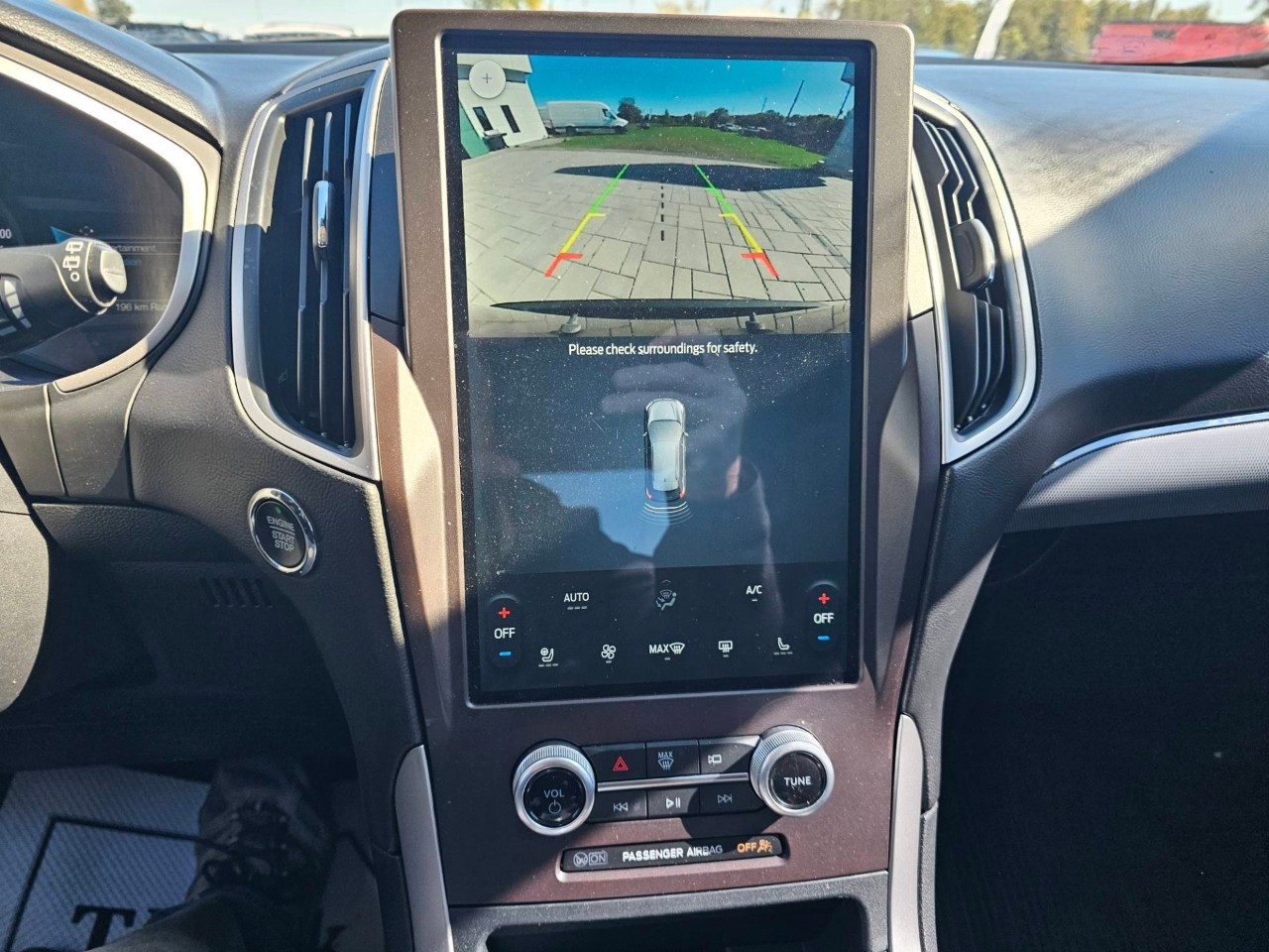 2021 Ford Edge — photo 25 of 34