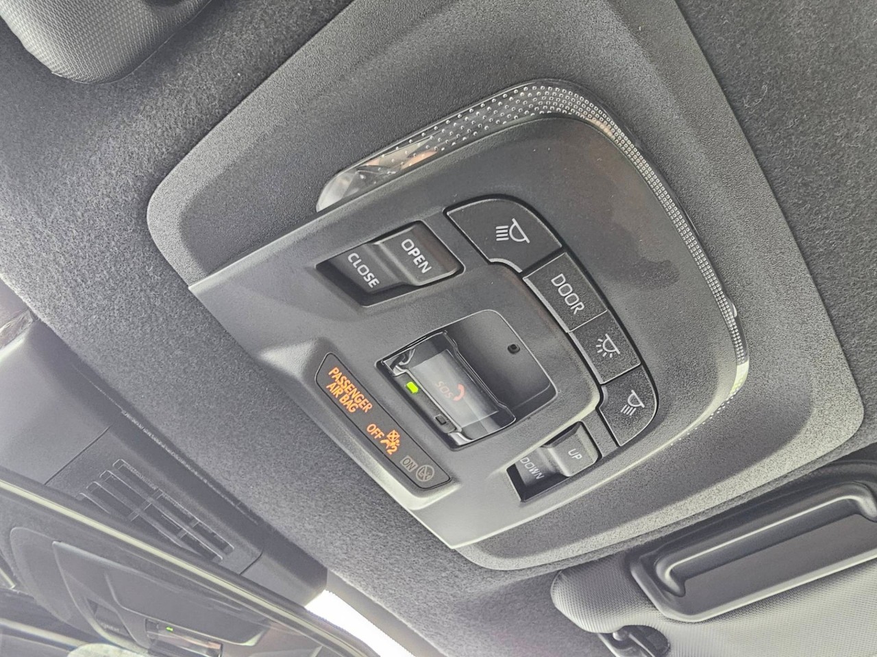 2025 Toyota Corolla — photo 10 de 21