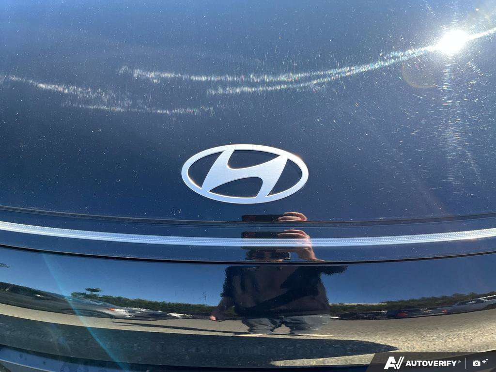 2025 Hyundai Kona — photo 9 of 25