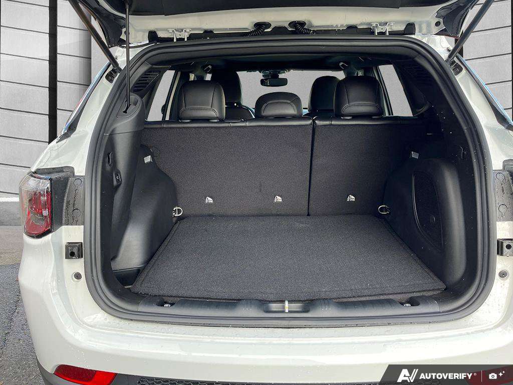 2026 Jeep Compass — photo 12 de 25
