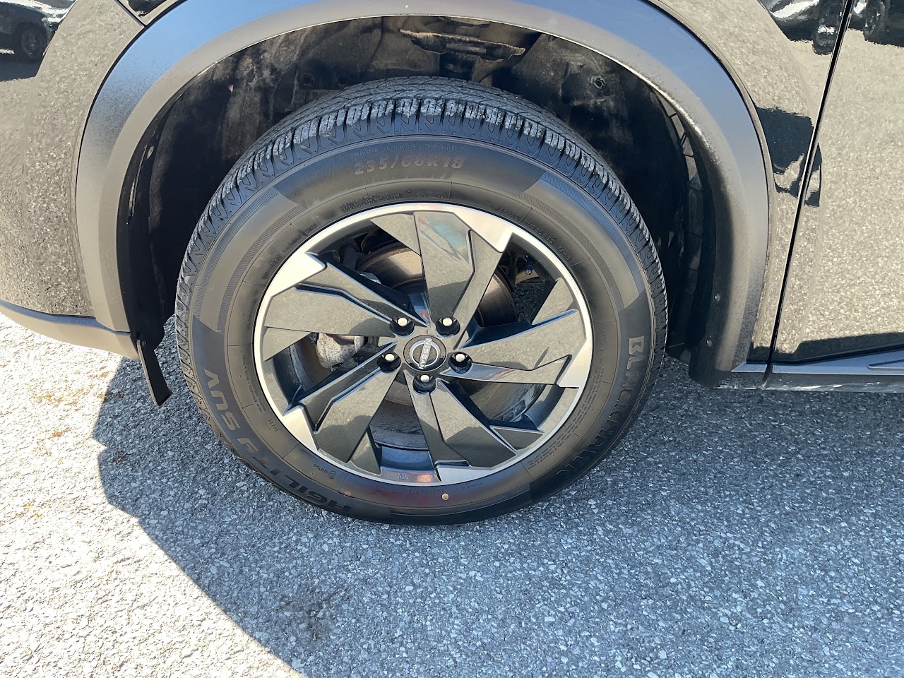 2025 Nissan Rogue — photo 15 of 34