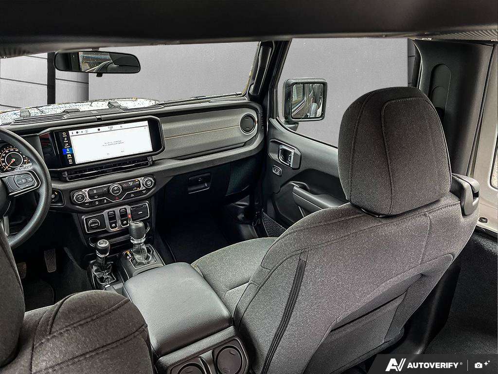 2026 Jeep Wrangler — photo 24 de 24