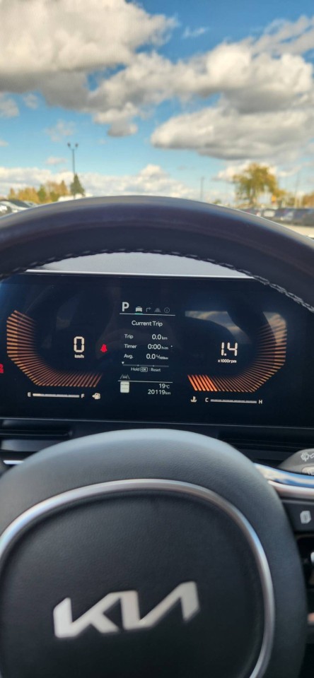 2025 Kia Carnival — photo 13 de 19