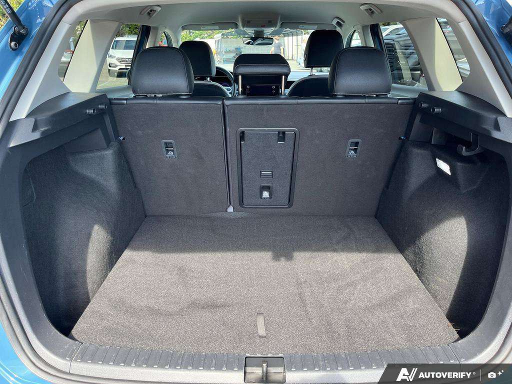 2026 Volkswagen Taos — photo 12 of 25