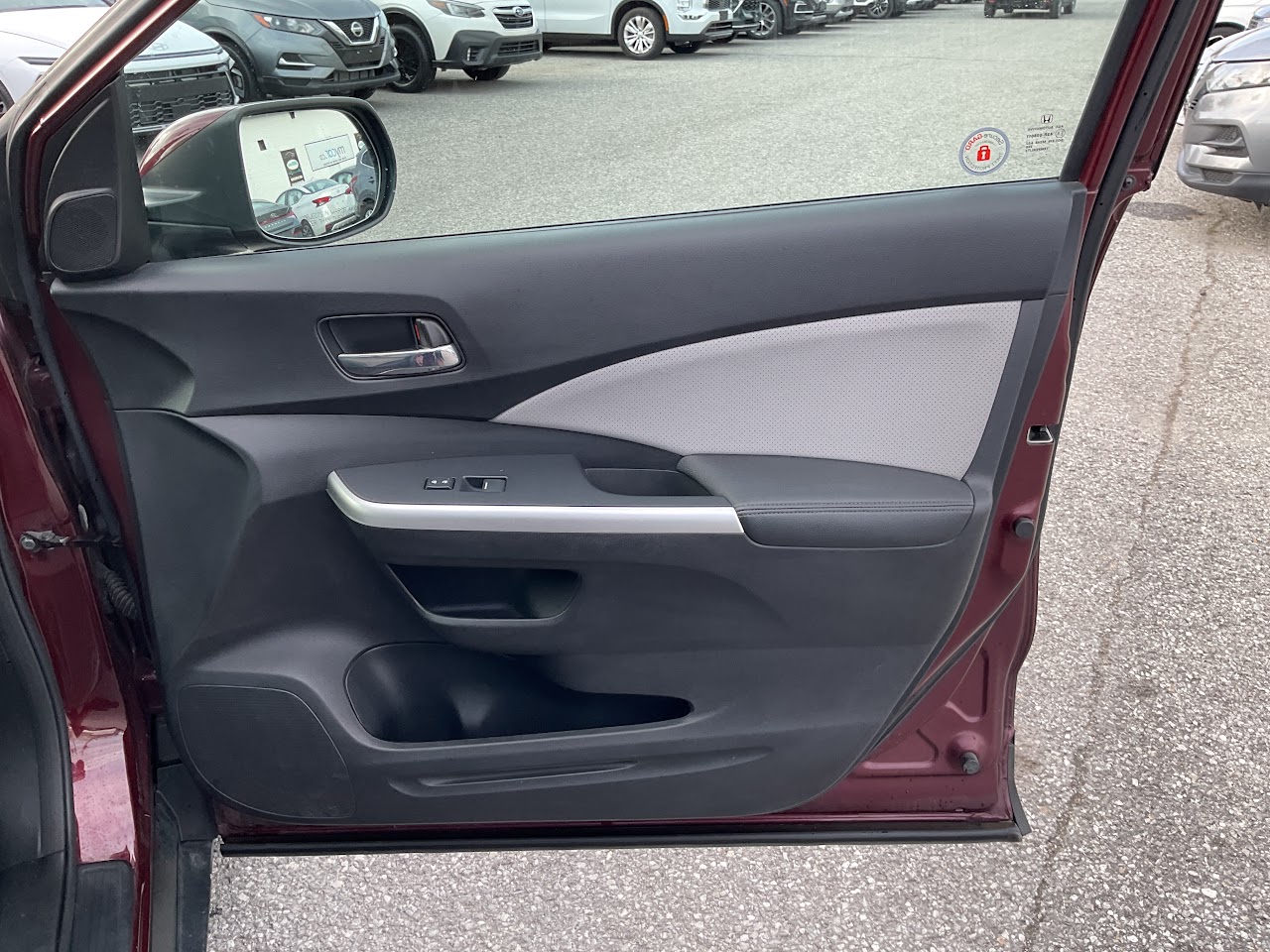 2015 Honda CR-V — photo 30 of 33