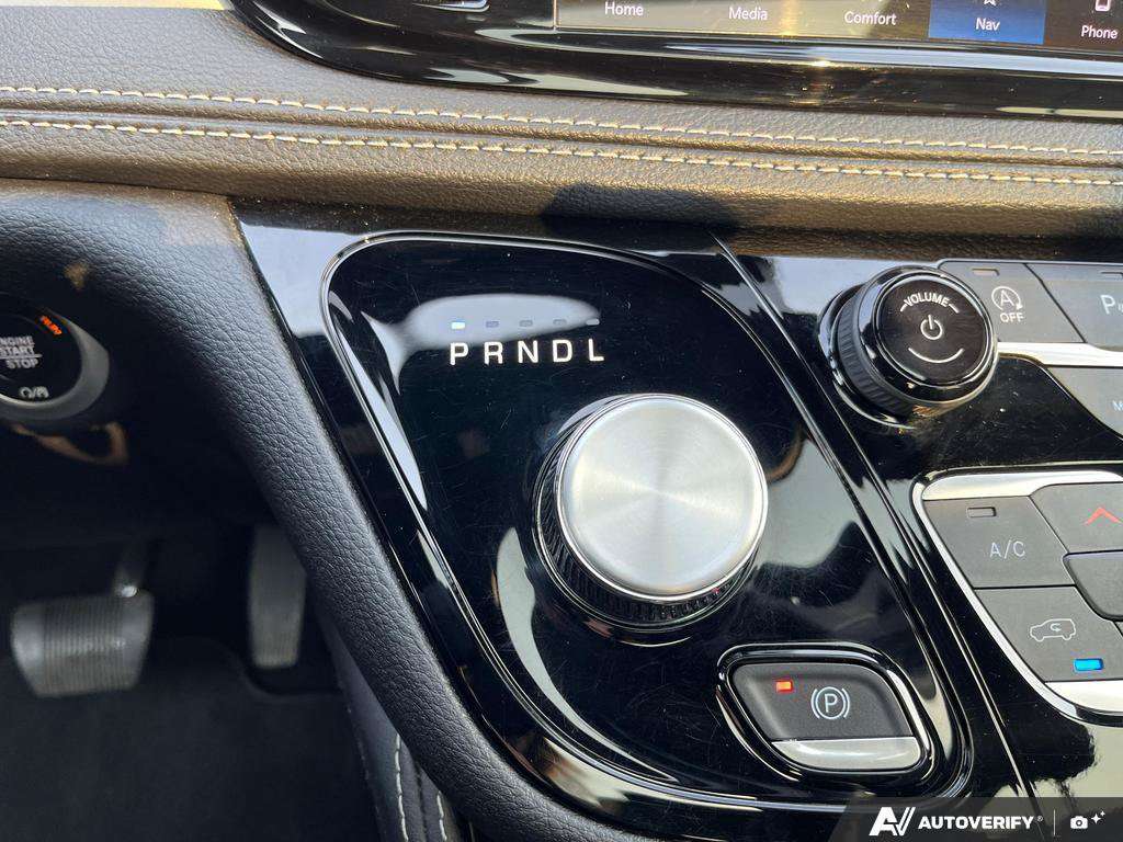 2025 Chrysler Pacifica — photo 18 de 25