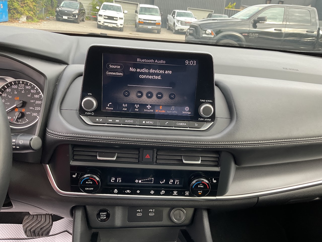 2025 Nissan Rogue — photo 28 de 34
