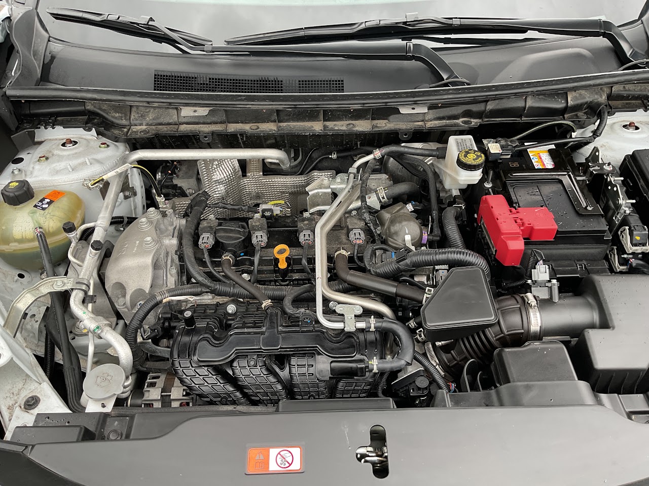 2025 Mitsubishi Outlander — photo 32 of 33