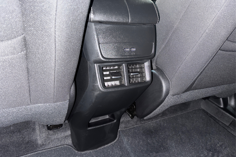 2025 GMC Terrain — photo 19 of 34