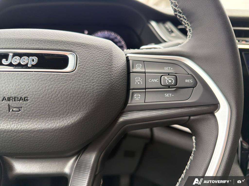 2026 Jeep Grand Cherokee — photo 16 of 25