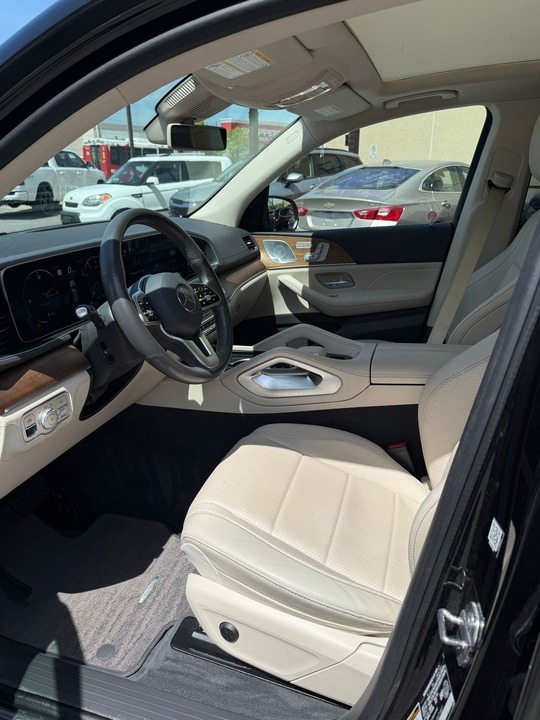 2020 Mercedes-Benz GLE 450 — photo 11 of 27