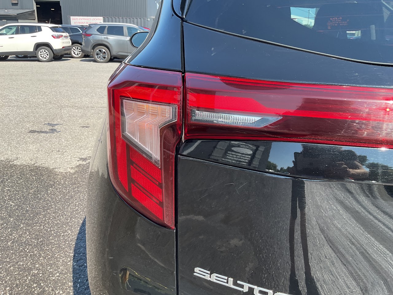 2025 Kia Seltos — photo 16 of 34