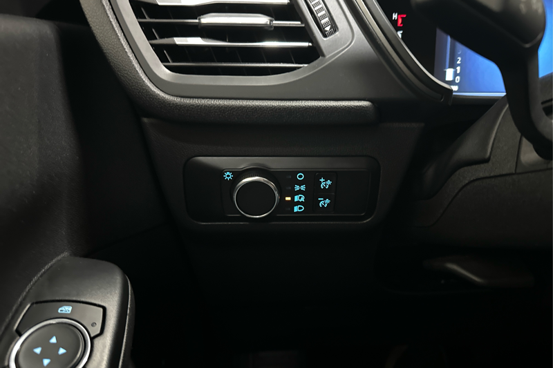 2025 Ford Escape — photo 16 de 33