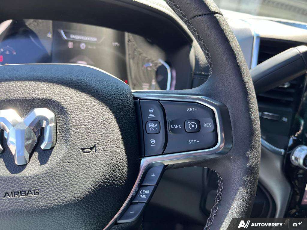 2026 Ram 3500 Crew Cab — photo 16 of 25