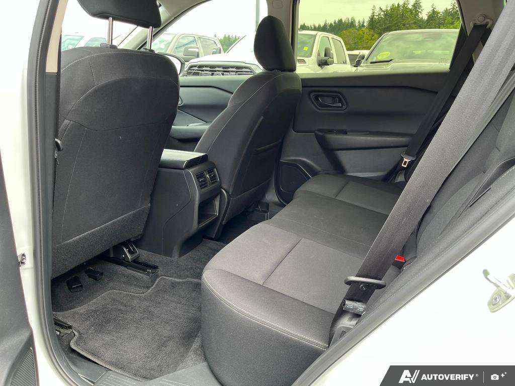 2025 Nissan Rogue — photo 23 of 25