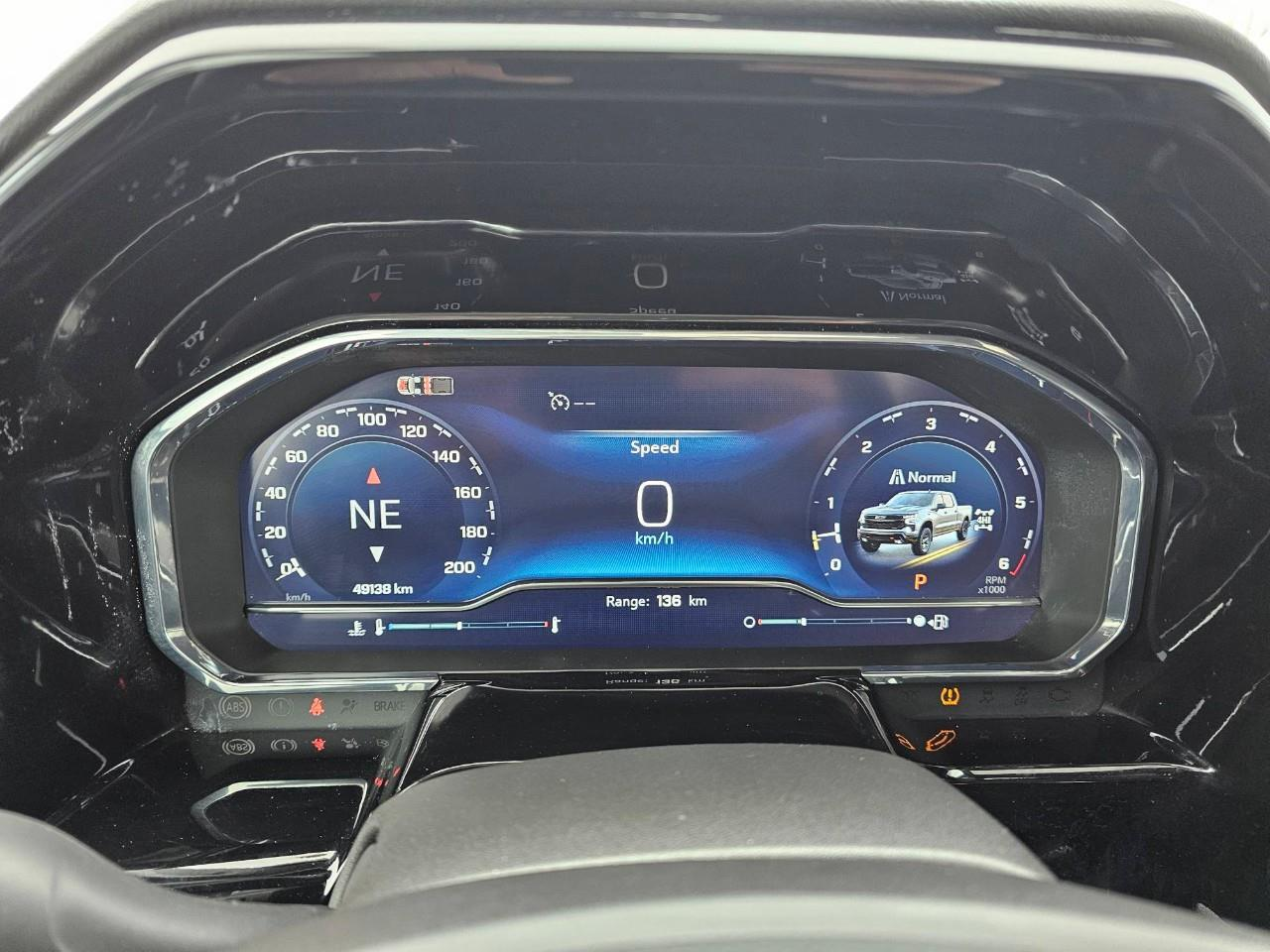 2025 Chevrolet Silverado 1500 — photo 10 of 20
