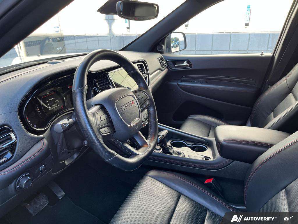 2025 Dodge Durango — photo 13 of 25